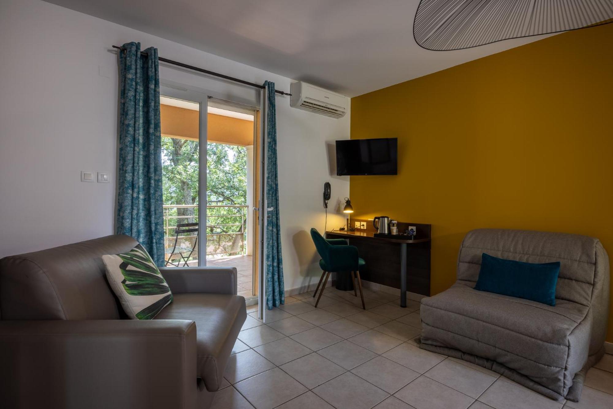 The Originals City, Hotel Cote Sud, Marseille Est Allauch Buitenkant foto