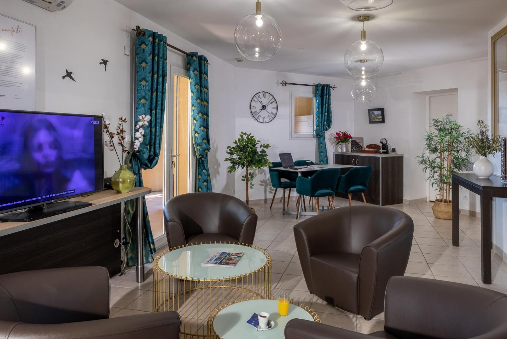 The Originals City, Hotel Cote Sud, Marseille Est Allauch Buitenkant foto