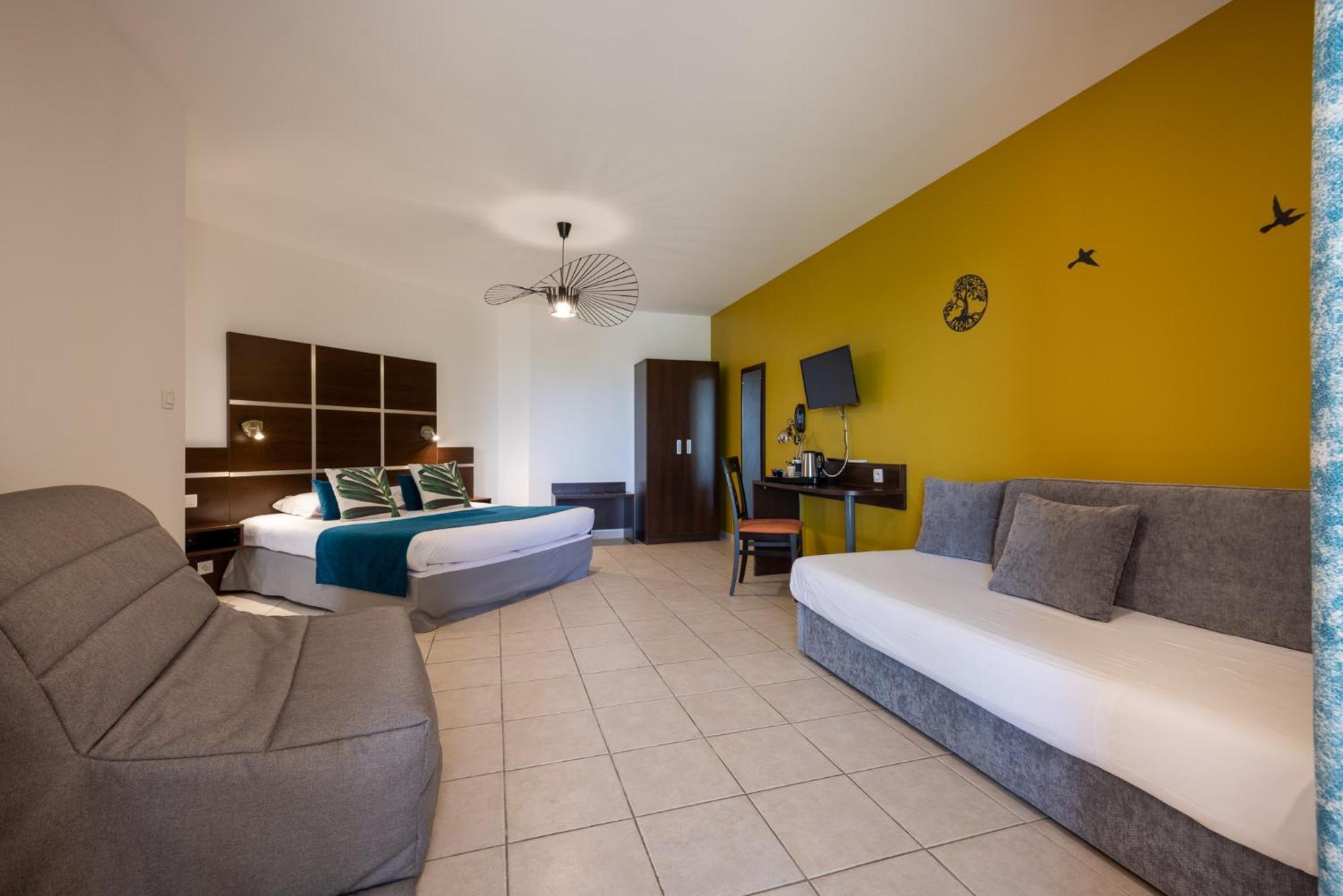 The Originals City, Hotel Cote Sud, Marseille Est Allauch Buitenkant foto