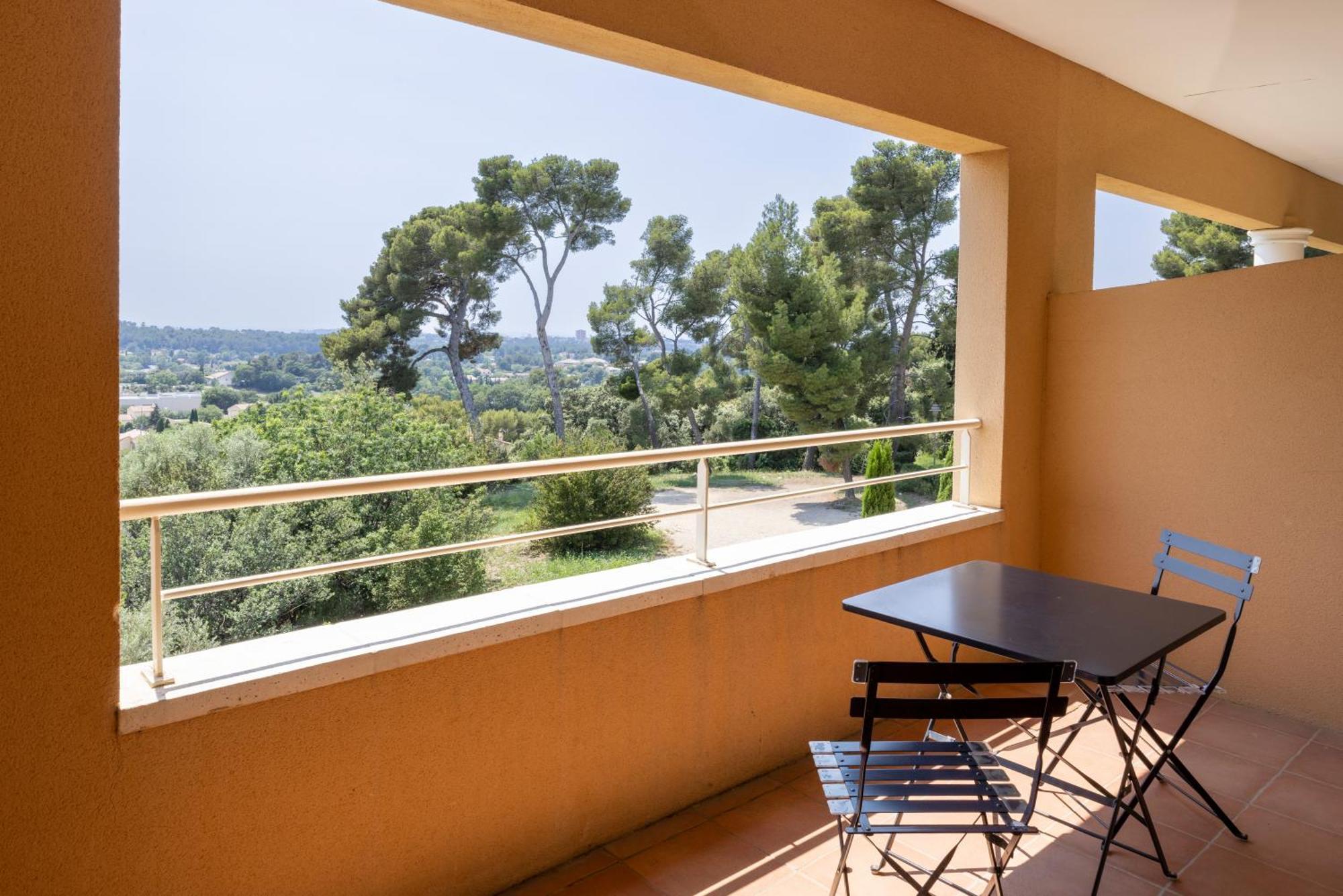The Originals City, Hotel Cote Sud, Marseille Est Allauch Buitenkant foto